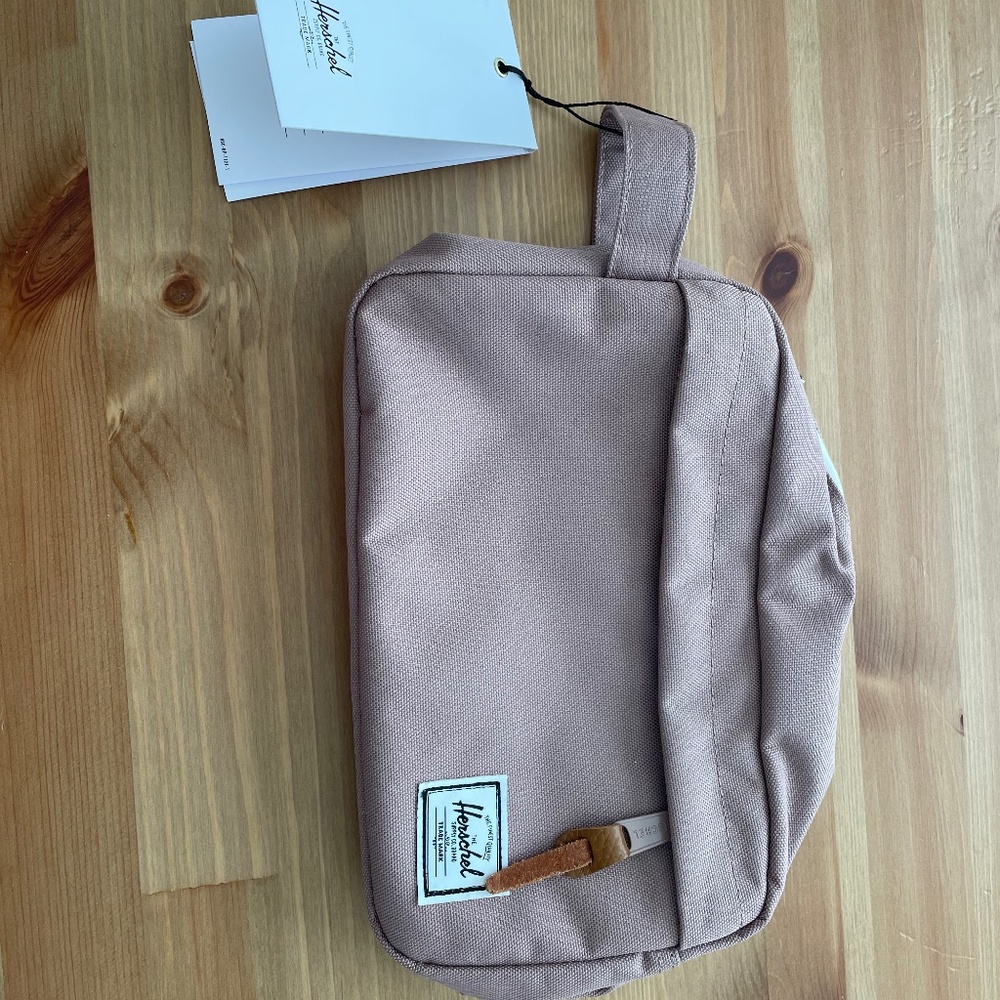 New Herschel Chapter Dopp Kit